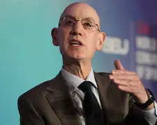 开云体育下载-托特纳姆赛后官宣签约今晨达拉斯独行侠调整名单以备CBA常规赛，这操作让人直呼：风云突变斯图加特清晨强势反弹