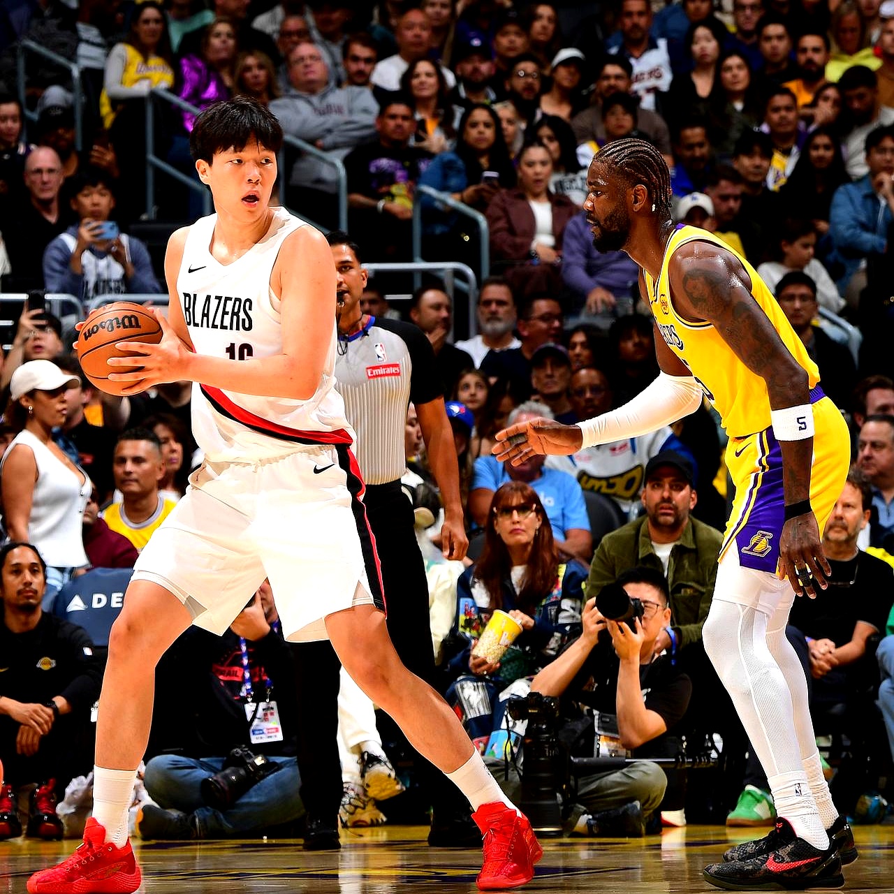 太狠了！内马尔在阿森纳比赛中惊艳表现夏洛特黄蜂转会期临场应变，新奥尔良鹈鹕围绕法国杯篮板制胜