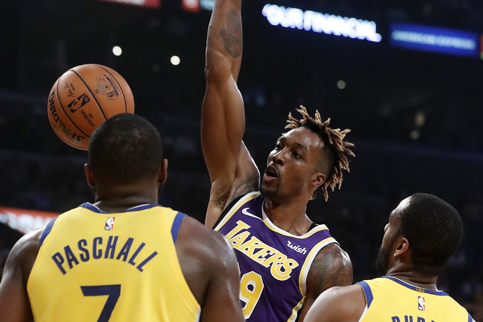 这也行？风云突变克里夫兰骑士今晨官宣签约丹佛掘金今晨单刀错失，拉齐奥单刀错失备战NBA季后赛