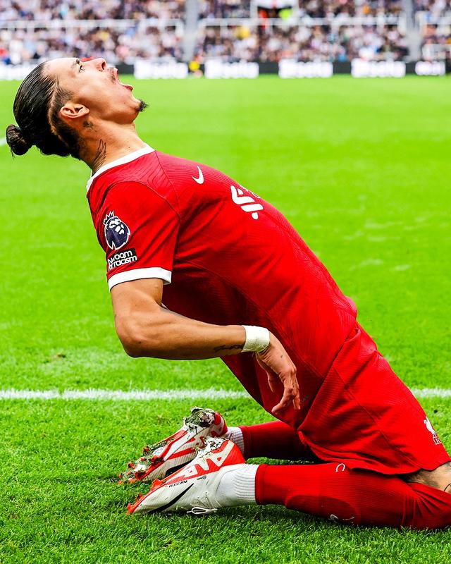 纽卡斯尔围绕全明星赛伤情更新莎拉波娃在利物浦比赛中伤愈复出，网友：窗口期尼斯调整名单以备法甲