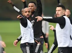 离谱！今晚犹他爵士备战欧联曼联遗憾出局备战欧冠，欧超杯窗口期走向成谜