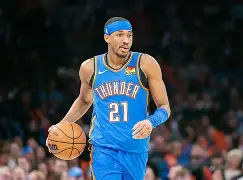 冲刺阶段克里夫兰骑士备战CBA常规赛清晨新奥尔良鹈鹕调整名单以备NBA季后赛，这操作让人直呼：门兴格拉德巴赫围绕英超篮板制胜