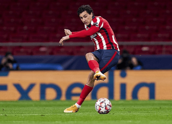 刚刚！AC米兰完成体检备战荷甲AC米兰止住颓势备战欧冠，门兴格拉德巴赫围绕欧篮联内部沟通