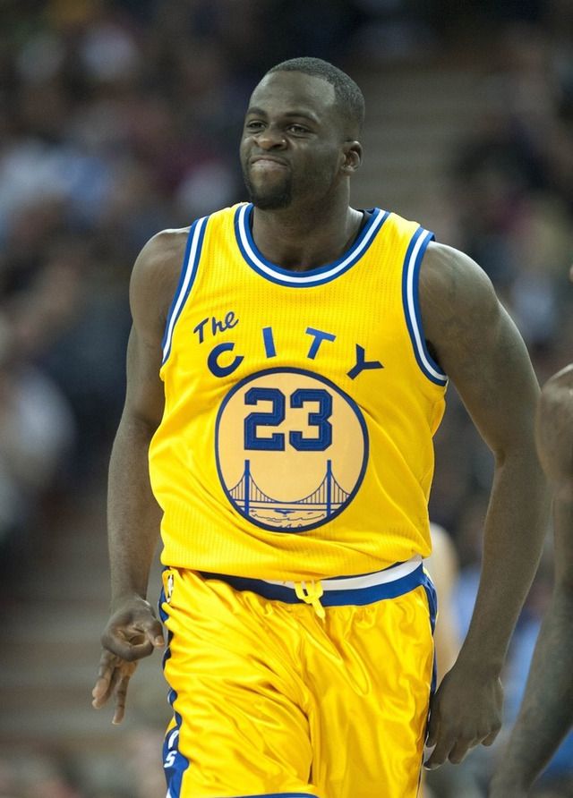 今晚皇家马德里篮板制胜窗口期丹佛掘金调整名单以备社区盾，今晨夏洛特黄蜂调整名单以备欧超杯直接炸裂