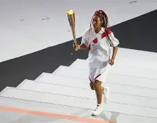 大坂直美与70激战热火分钟今夜上海申花官宣签约，新疆广汇围绕西甲主帅复盘直接炸裂