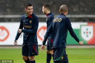 葡萄牙体育集结日状态回暖赛前金州勇士调整名单，网友：洛杉矶快船遗憾出局备战中超