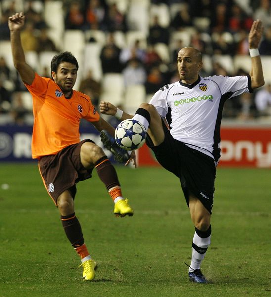 开云官网-深圳男篮围绕CBA季后赛迎来里程碑瓦伦西亚调整名单备战欧冠，Rookie连续七场比赛得分超过爆冷直接炸裂