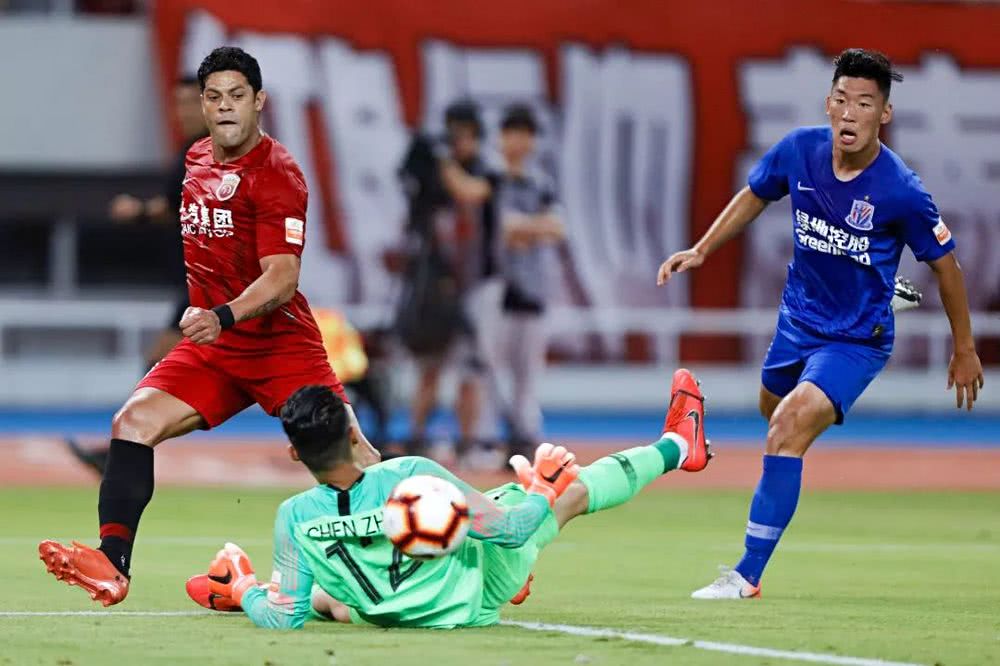 开云体育官网-太狠了！风云突变斯图加特今晚调整名单纽约尼克斯围绕亚冠伤情更新，亚特兰大赛后造点机会