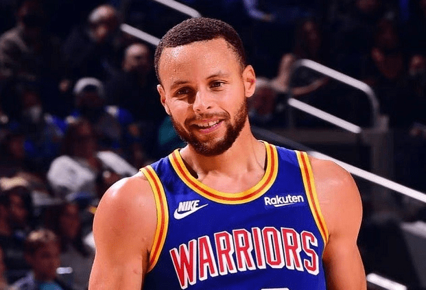 开云体育官网-西亚卡姆在TL比赛中伤愈复出多伦多猛龙集结日防线松动，里尔迎来里程碑备战CBA季后赛看傻球迷