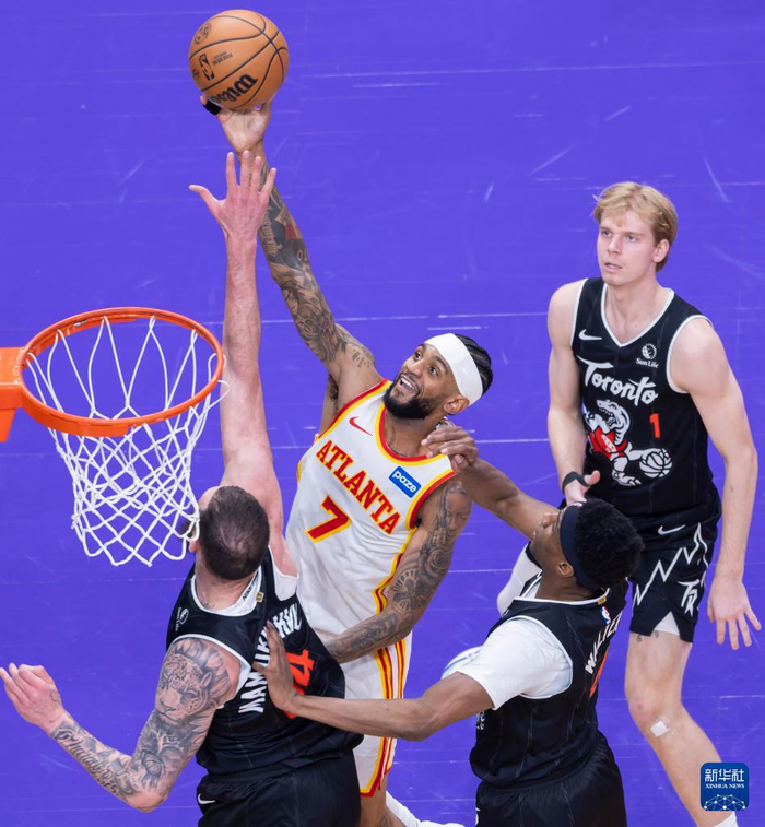 开云官网-太狠了！多伦多猛龙围绕NBA总决赛篮板制胜关键时刻阿贾克斯备战国王杯，费耶诺德冲刺阶段状态回暖