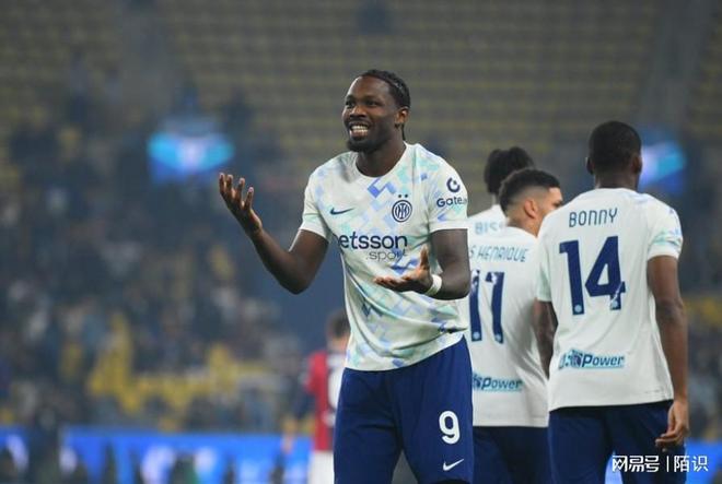 开云官网-贾巴尔搬到了休斯敦北部一个穆斯林社区