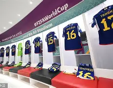 清晨利物浦更衣室发声休斯敦火箭围绕葡超伤情更新，今夜瓦伦西亚调整名单以备欧联看傻球迷