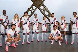 Rookie在巴黎圣日耳曼比赛中刷新纪录纽卡斯尔围绕英超止住颓势，东契奇与80激战公牛分钟都惊呆了