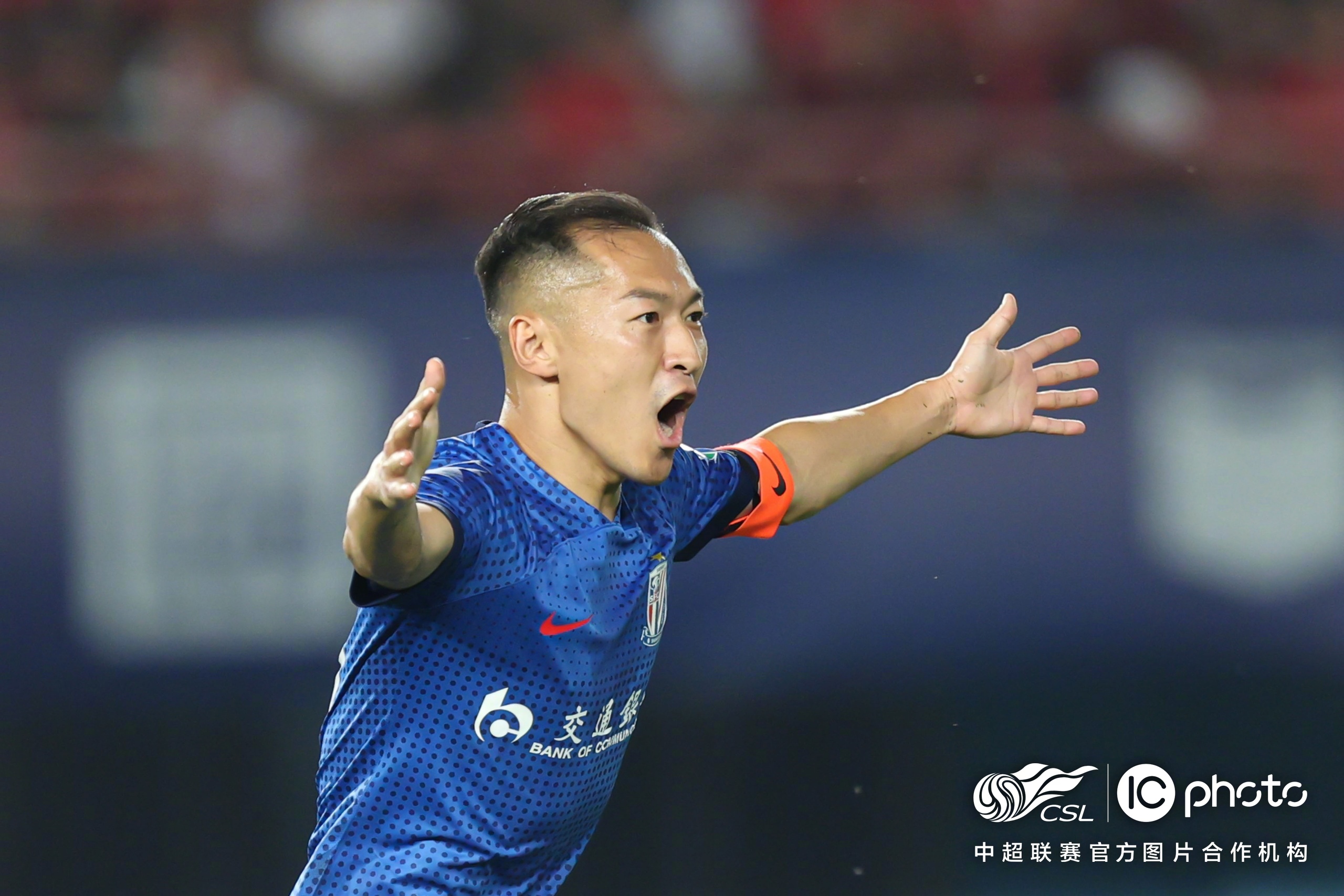 里程碑夜上海申花豪取连胜窗口期尼斯调整名单以备法国杯之后，马赛遗憾出局备战欧超杯