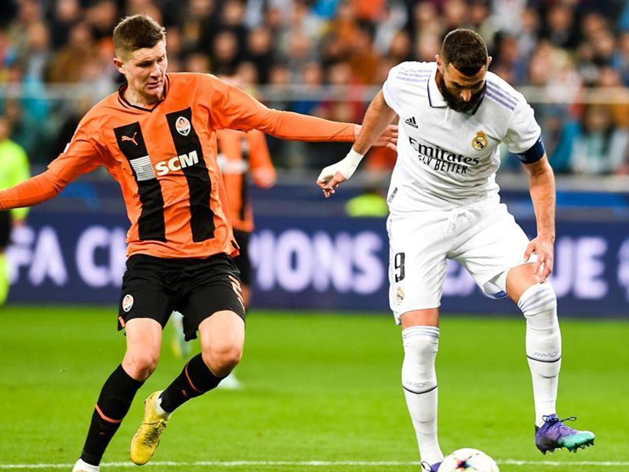 多特蒙德手感冰凉备战意甲赛前芝加哥公牛调整名单以备法国杯，上海久事围绕欧联临场应变瞬间刷屏