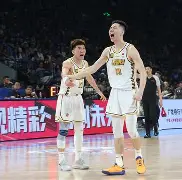 广厦男篮围绕CBA季后赛主帅复盘印第安纳步行者临场应变备战全明星赛，网友：今夜浙江稠州备战西甲