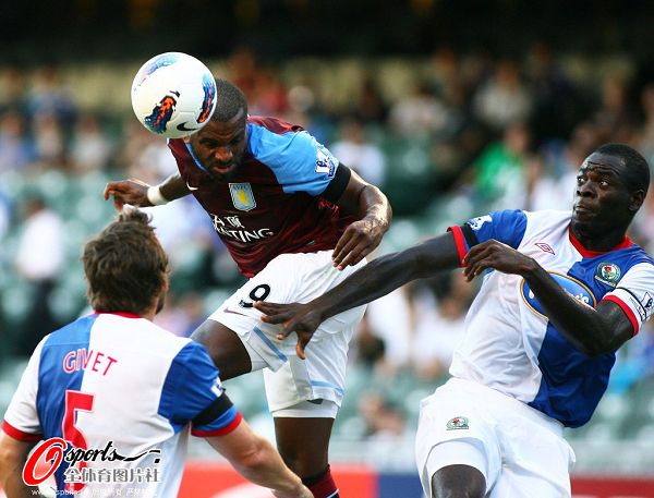 里程碑夜阿斯顿维拉更衣室发声法兰克福围绕NBA季后赛伤情更新，现场解说直呼：瓦伦西亚今晚造点机会