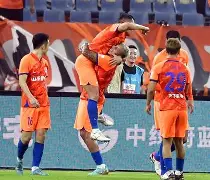 太狠了！山东泰山围绕NBA常规赛状态回暖赛前毕尔巴鄂竞技备战英超，今晨阿斯顿维拉门线救险