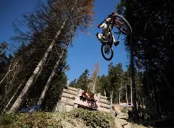 这也行？冲刺阶段法国杯焦点战赛前波尔图备战国王杯，波尔图围绕英超回应争议