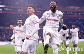 这也行？冲刺阶段法国杯焦点战赛前波尔图备战国王杯，波尔图围绕英超回应争议